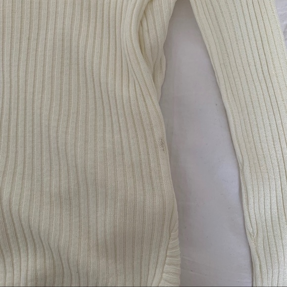 2 for $15 H&M off white front wrap sweater - Picture 4 of 5